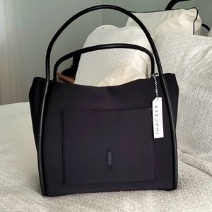 Thacker Tery Tote neoprene black